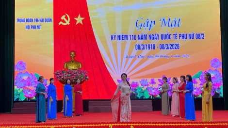 Phụ nữ Trung đoàn Tàu ngầm 196 phát huy truyền thống, thi đua hoàn thành tốt nhiệm vụ