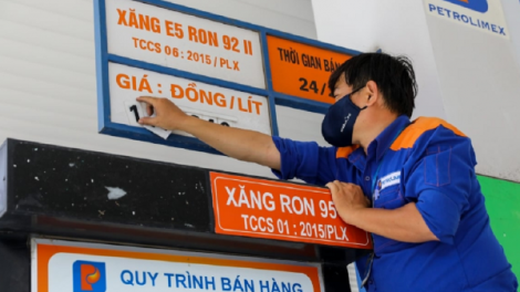 Giá xăng dầu tăng thiết lập mặt bằng giá mới trên thị trường tiêu dùng