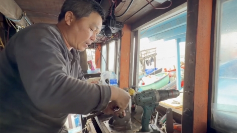 Ngư dân miền Trung: Nhiều giải pháp tiết kiệm xăng dầu 