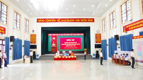 Cử tri Đặc khu Trường Sa háo hức đi bầu cử cùng cả nước