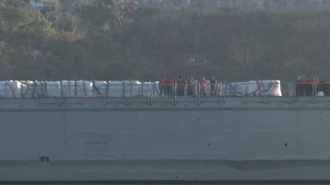 Tàu hải quân Mexico chở hơn 1.100 tấn hàng viện trợ cập cảng Cuba