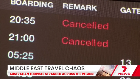 Hành khách bị mắc kẹt do căng thẳng Mỹ - Iran leo thang