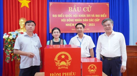 Cử tri và các cấp chính quyền tích cực chuẩn bị ngày hội bầu cử