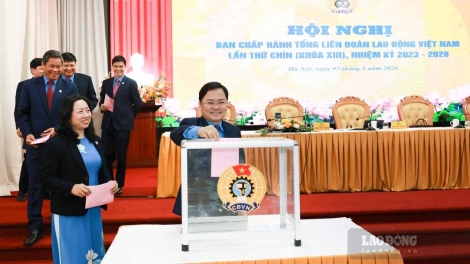 Đồng chí Nguyễn Anh Tuấn được bầu giữ chức Chủ tịch Tổng LĐLĐVN, nhiệm kỳ 2023-2028