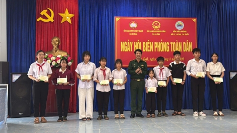 Ngày hội của thế trận lòng dân nơi biên giới Quảng Ngãi