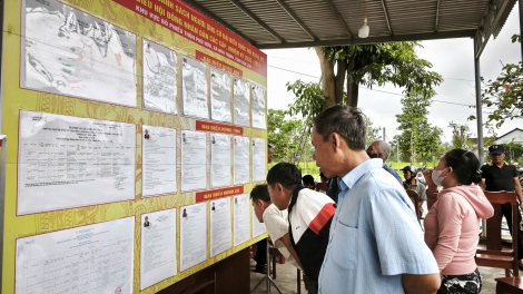 Vùng  rốn lũ Hòa Thịnh rộn ràng ngày bầu cử
