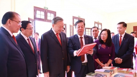 Bản tin 15h 27/3/2926