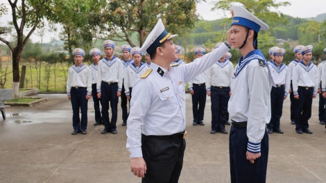 Vùng 3 Hải quân kiểm tra, nâng cao chất lượng huấn luyện chiến sĩ mới