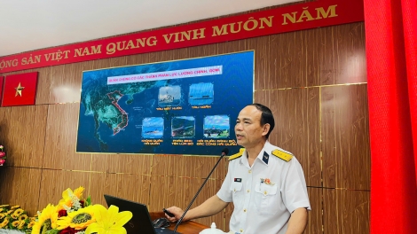 Lữ đoàn 125 tuyên truyền biển, đảo, lan tỏa truyền thống “Đoàn tàu không số” anh hùng