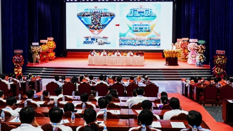 Cà Mau tìm giải pháp nâng cao chất lượng chăm sóc sức khỏe nhân dân