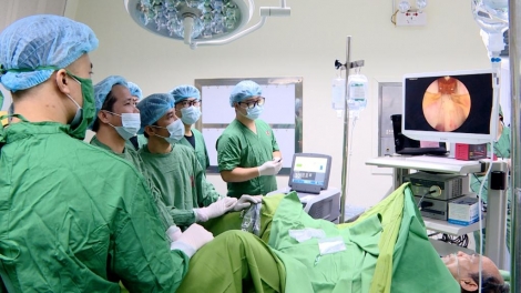 Lần đầu tiên triển khai kỹ thuật Rezum điều trị phì đại tuyến tiền liệt tại Quảng Ninh