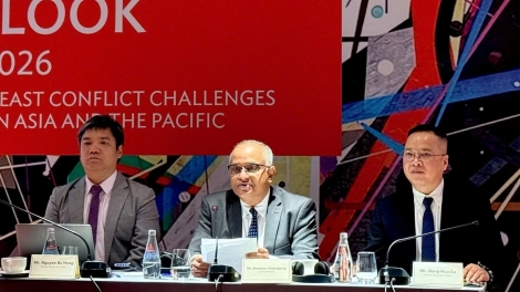 Thời sự 6h 12/4/2026: Kinh tế Việt Nam chống chịu vững vàng trước thách thức toàn cầu