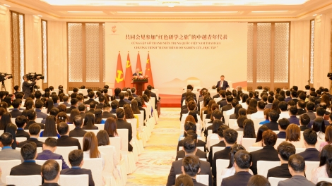 Bồi dưỡng nền tảng hữu nghị từ sớm giữa thế hệ tương lai hai nước