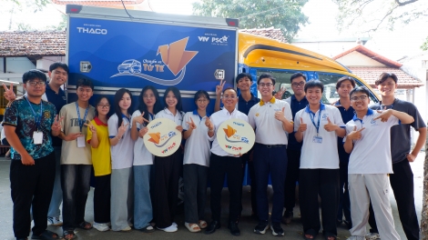 Chuyến xe tử tế viết tiếp câu chuyện của yêu thương từ những lớp học 0 đồng