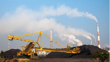 Báo động tình trạng nhiều quốc gia quay trở lại sử dụng than đá do giá dầu tăng cao