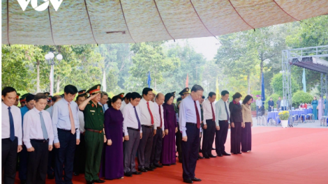 Thời sự 12h 27/4/2026: Tổng Bí thư Tô Lâm dâng hương tại Nghĩa trang Liệt sĩ Đồi 82 - Tây Ninh