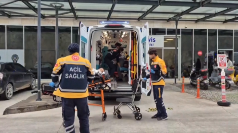 Thuyền chở người di cư bị lật, ít nhất 18 người chết