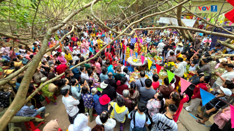 Theo dòng thời sự chiều 25/4/2026