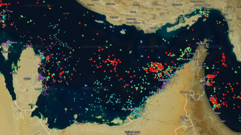 Giá dầu giảm 12% khi eo biển Hormuz mở cửa trở lại