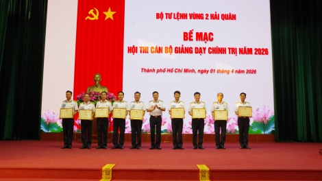 Vùng 2 Hải quân: Đổi mới giảng dạy chính trị đáp ứng yêu cầu nhiệm vụ