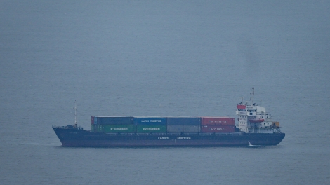 Iran quyết không đầu hàng, dọa phong tỏa thêm biển Đỏ