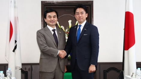 Nhật – Hàn siết chặt hợp tác đối phó với Triều Tiên