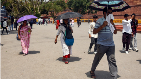 Thủ đô Ấn Độ đối mặt “khủng hoảng kép”: ô nhiễm không khí và nắng nóng khắc nghiệt