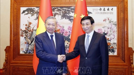 Tổng bí thư, Chủ tịch nước Tô Lâm hội kiến Chủ tịch Chính hiệp toàn quốc Vương Hộ Ninh