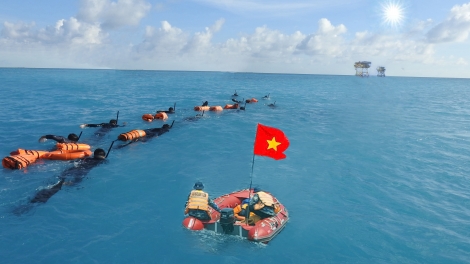 Giữ vững bản lĩnh người lính Đặc công nước – sẵn sàng chiến đấu bảo vệ chủ quyền biển, đảo 