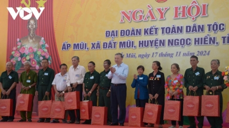 Không thể phủ nhận thành tố “dân thụ hưởng” trong phương châm tiến hành công tác dân vận của Đảng