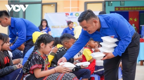 Không thể phủ nhận thành tố “dân thụ hưởng” trong phương châm tiến hành công tác dân vận của Đảng