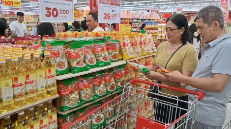  Bán lẻ tăng tốc nguồn hàng và khuyến mãi lớn xuyên suốt dịp lễ 30/4 - 1/5