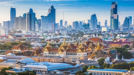 Cuộc đua Thống đốc Bangkok nóng lên với những cam kết cải cách đô thị   