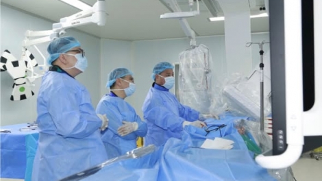 Cô gái thoát cơn tim đập dồn dập nhờ sóng cao tần