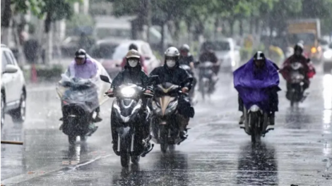 Dự báo thời tiết 3/5/2026: Bắc Bộ sẽ đón mưa lớn, Trung Bộ và Nam Bộ duy trì nắng mạnh ban ngày
