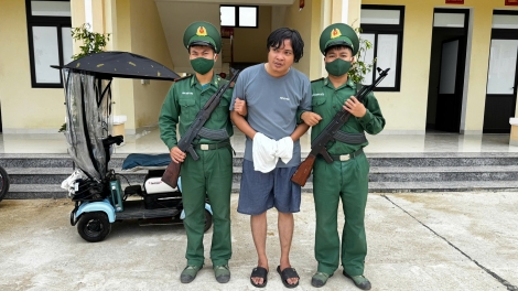 Đồn Biên phòng Sa Huỳnh bắt quả tang đối tượng làm tiền giả