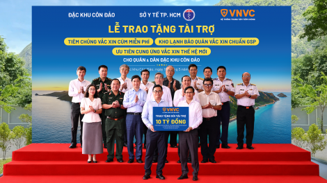 Hệ thống trung tâm tiêm chủng VNVC trao gói tài trợ hơn 10 tỷ đồng cho quân và dân Đặc khu Côn Đảo 