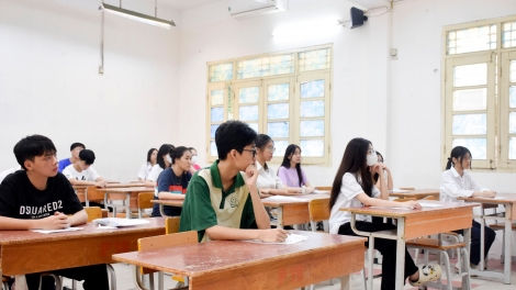 Đăng ký thi tốt nghiệp THPT 2026: Số thí sinh đăng ký dự thi tăng kỷ lục