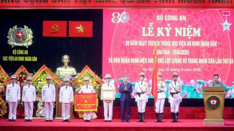 Xây dựng và hoàn thiện học thuyết bảo vệ an ninh quốc gia của Việt Nam