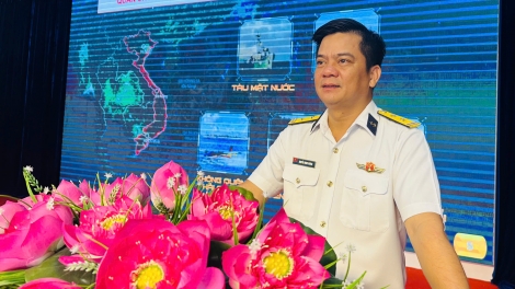 Lữ đoàn 125 tuyên truyền biển, đảo cho hơn 200 cán bộ, đảng viên xã Bắc Tân Uyên