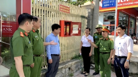 Nhà tập thể cũ trước nguy cơ cháy nổ mùa nắng nóng