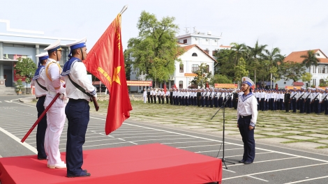 100% chiến sĩ mới Vùng 3 Hải quân hoàn thành khóa huấn luyện