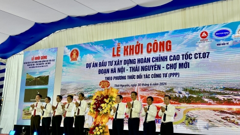 Khởi công cao tốc hơn 21.000 tỷ đồng- mở trục không gian phát triển mới 