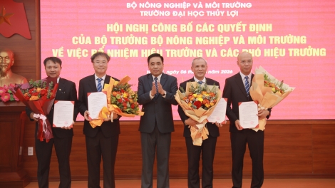 GS Nguyễn Trung Việt được bổ nhiệm giữ chức Hiệu trưởng Trường Đại học Thủy lợi