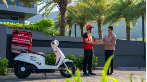 Về quê nghỉ hè, sinh viên "săn" thêm ưu đãi gửi hàng
