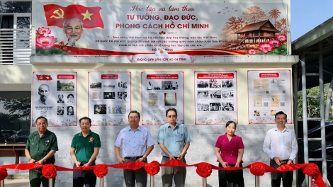 Phường Long Nguyên: Khánh thành Không gian văn hóa Hồ Chí Minh và ra mắt mô hình“Mặt trận số"