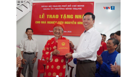 TP.HCM trao tặng căn hộ cho nhà nghiên cứu 106 tuổi Nguyễn Đình Tư