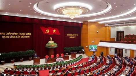Thời sự 18h 24/7/2026: Quyết tâm phấn đấu tăng trưởng từ 10% trở lên