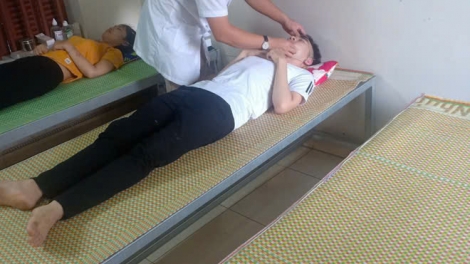  Bấm huyệt trong hỗ trợ người bệnh tự kỷ : Góc nhìn từ thực tiễn điều trị y học cổ truyền