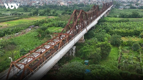 “Cầu Long Biên - 120 năm “chứng nhân thép” bắc ngang sông Hồng”